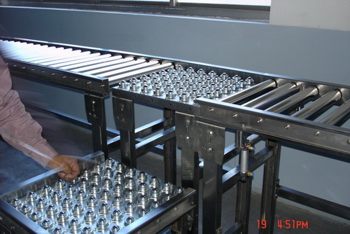 轻型不锈钢滚筒输送机选性输送